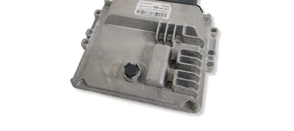 SsangYong Korando Engine control unit/module 6725400032
