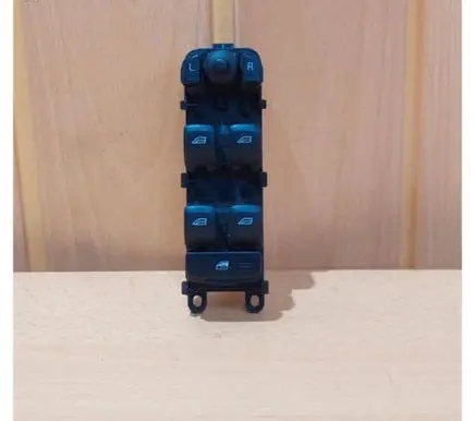 Volvo V70 Electric window control switch 31334881
