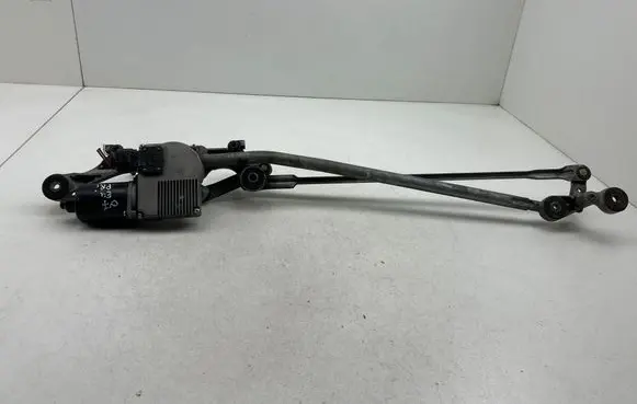 Front wiper linkage and motor