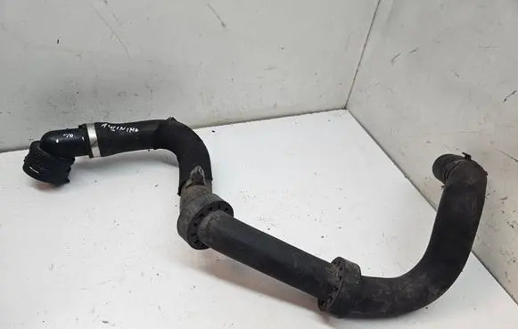 Volkswagen Touareg I Engine coolant pipe/hose 7L6122291H