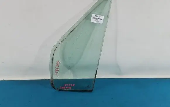Iveco Daily 4th gen Front door window glass four-door IMPRK1586709