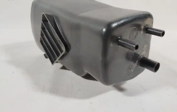 Saab 9-5 Active carbon filter fuel vapour canister 4672556