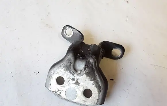 KIA Sorento Front door lower hinge NOCODE