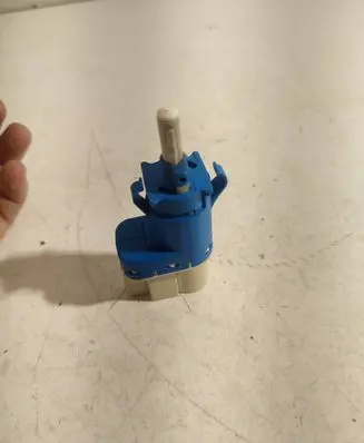 Ford Focus C-MAX Brake pedal sensor switch