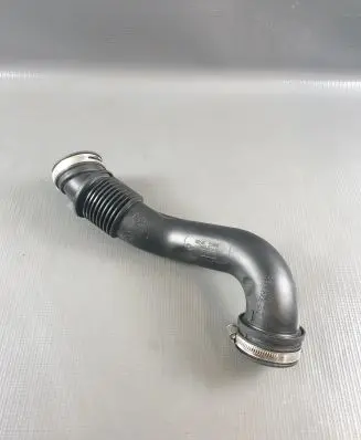 Ford Ecosport Intercooler hose/pipe GN159C623 GN159C623BA