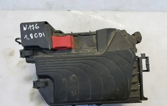 Mercedes-Benz A W176 Fuse box set