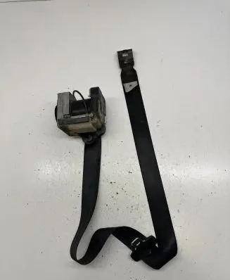 Skoda Octavia Mk1 (1U) Front seatbelt 1U4857702A