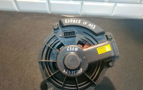 Renault Espace IV Heater fan/blower 52492209