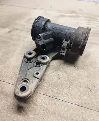 Mercedes-Benz C W203 Mass air flow meter A2035200095 Z6S064
