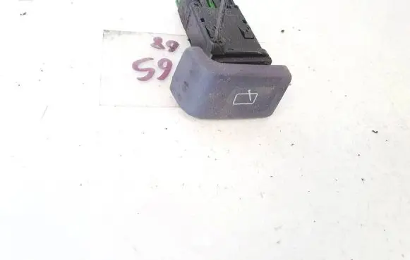 Land Rover Freelander Other switches/knobs/shifts yug102230