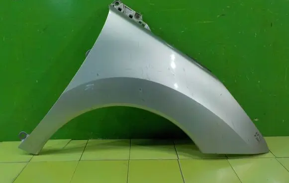 Peugeot 3008 I Fender PRZOD PRAWY
