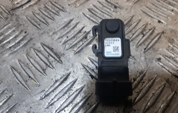 Fuel pressure sensor