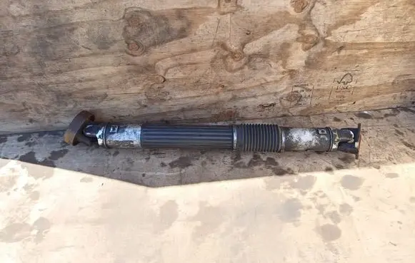 Jeep Grand Cherokee (WK) Drive shaft (set)