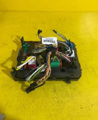 Peugeot Partner Fuse box set RZ2R11P6K7