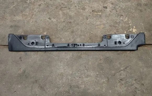 Trunk/boot sill cover protection