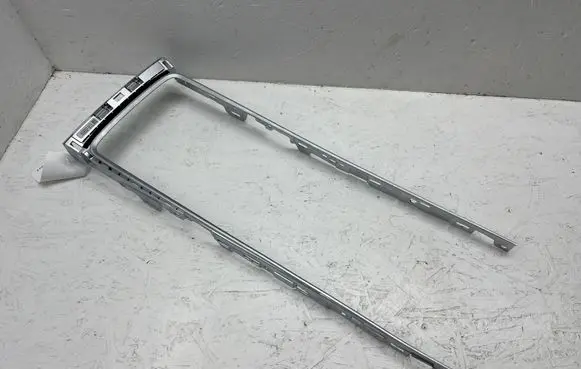 Tesla Model 3 Other center console (tunnel) element 175554801