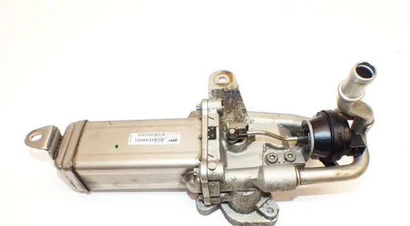 Renault Master III EGR valve cooler 147355889R