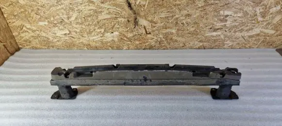 Renault Captur Front bumper cross member 