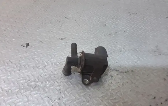 Vacuum valve