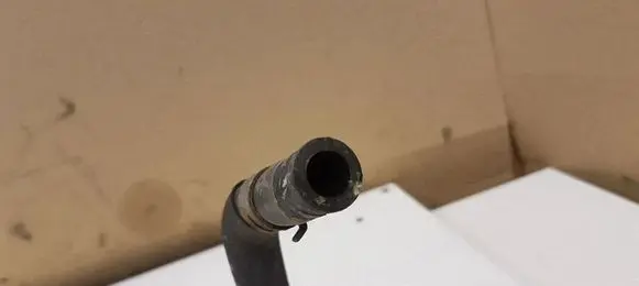 Volkswagen PASSAT B6 Engine coolant pipe/hose 1K0122109AL