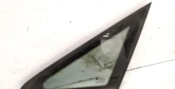 Opel Zafira A Front triangle window/glass 43R007022 DOT36 AS2