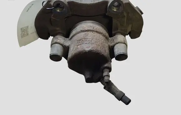 Volvo V40 Front brake caliper