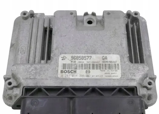 Chevrolet Captiva Engine control unit/module 96858577