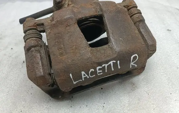 Front brake caliper