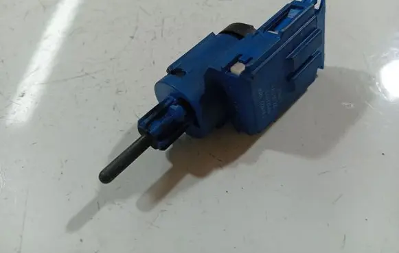 Skoda Superb B5 (3U) Brake pedal sensor switch 1J0927189F