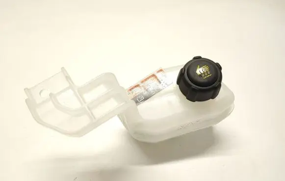 Nissan Ariya Coolant expansion tank/reservoir