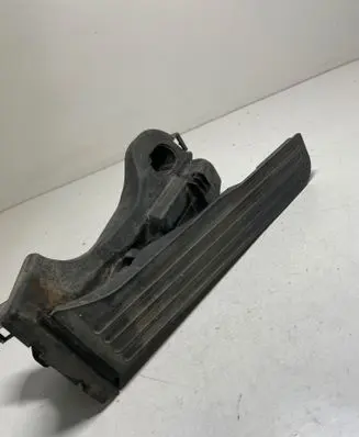 Volkswagen Touran I Accelerator throttle pedal 1T1723503H 6PV00868901