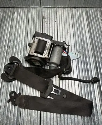 BMW 7 F01 F02 F03 F04 Front seatbelt 609315700 010R000