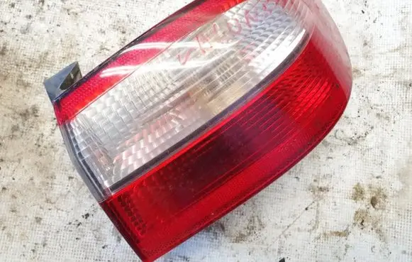 Renault Laguna II Rear/tail lights 8200002474 valeo2345
