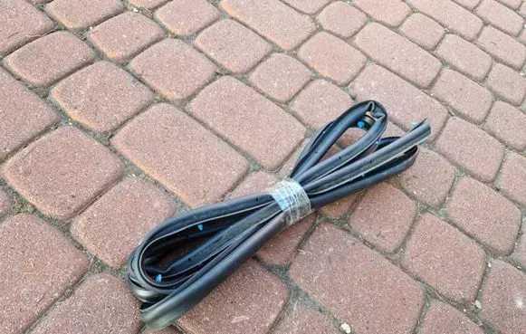 Opel Insignia B Rubber seal loading door 