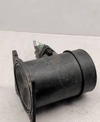 Nissan Primera Mass air flow meter 0280218025 226807J500