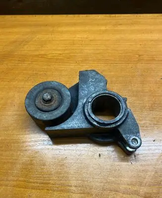 BMW 3 E46 Generator/alternator belt tensioner 11282247175
