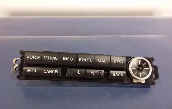 Nissan X-Trail T30 Other switches/knobs/shifts 28395EQ301