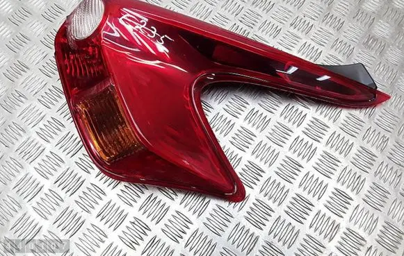 Nissan Juke I F15 Rear/tail lights T003