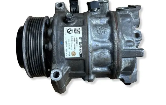 BMW 8 G16 Air conditioning (A/C) compressor (pump) 12941310