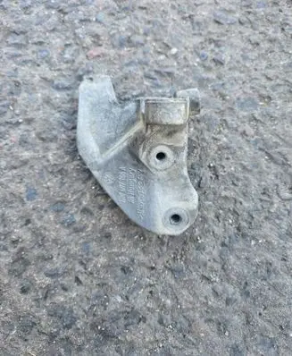 Volkswagen Crafter Engine mounting bracket 2N0407104A
