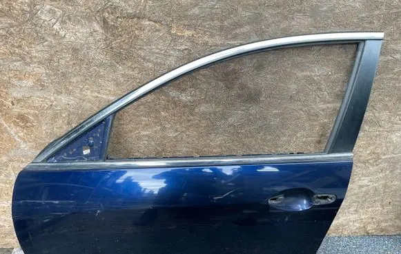 Mazda 6 Front door