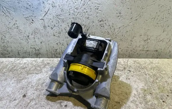 Ford Puma Engine mount bracket M1B16F012CA EA0RAMAC9 202309291421