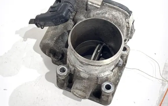 KIA Optima Engine shut-off valve 35100-2A600