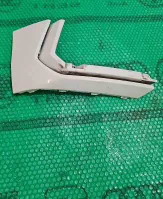 Volkswagen Tiguan Front bumper corner part panel trim 5NA853212