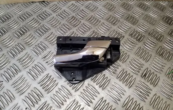 Jaguar XJL Front door interior handle 8X2322600AD 8X2322600BD