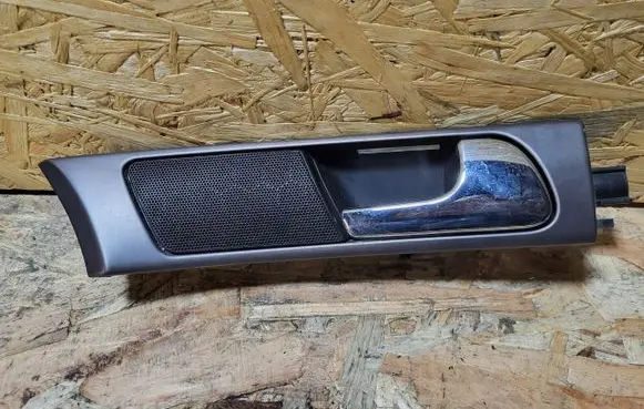 Audi A6 S6 C5 4B Front door interior handle 4B837020