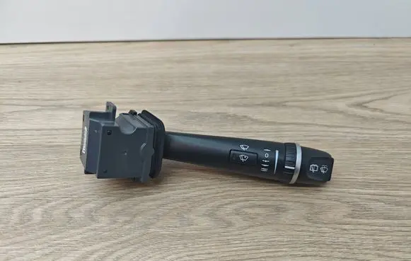 Volvo XC90 Wiper control stalk 30739218 06W36D