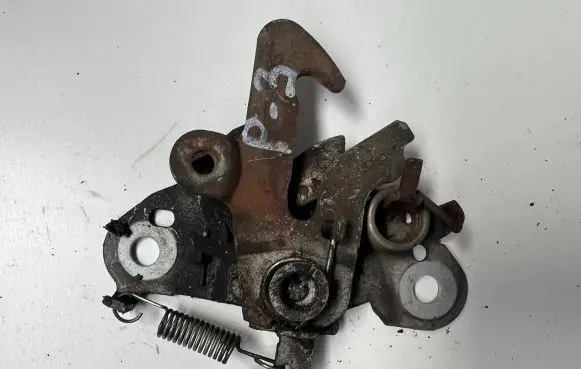 Peugeot 807 Engine bonnet/hood lock/catch