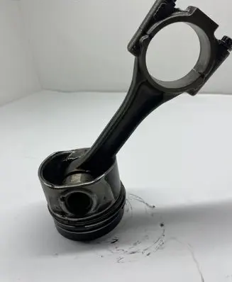 Seat Altea XL Piston with connecting rod 56E 10411140039 140039
