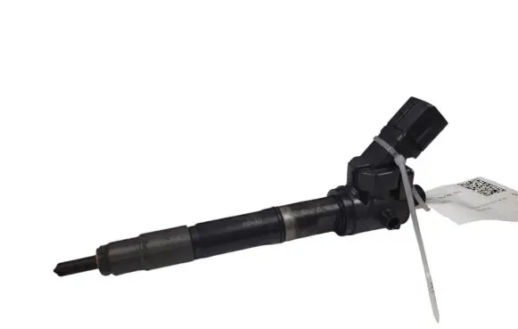 Volvo XC60 Fuel injector 31405404